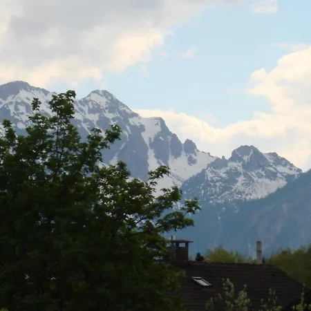 Rosa 1 & 3 Apartament *